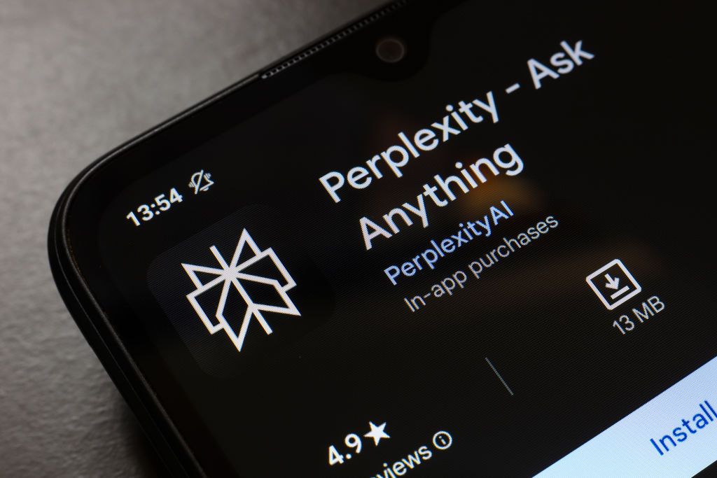 Perplexity AI: повний гід  – можливості, функції, тарифи та використання